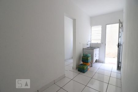 Casa para alugar com 1 quarto, 30m² em Cidade Intercap, Taboão da Serra