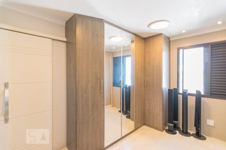 Closet de apartamento à venda com 2 quartos, 89m² em Vila São Pedro, Santo André