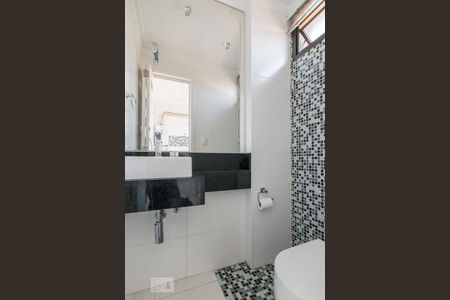 Apartamento à venda com 89m², 2 quartos e 1 vaga Apartamento à venda com 89m², 2 quartos e 1 vagaBanheiro de Serviço