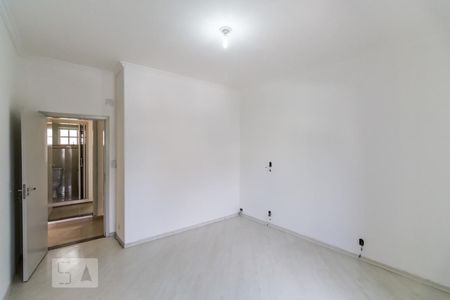 Apartamento à venda com 105m², 2 quartos e sem vaga Apartamento à venda com 105m², 2 quartos e sem vagaQuarto