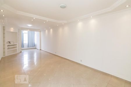 Apartamento à venda com 105m², 2 quartos e sem vaga Apartamento à venda com 105m², 2 quartos e sem vagaSala