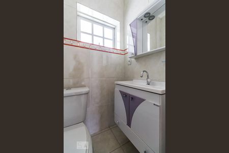 Apartamento à venda com 105m², 2 quartos e sem vaga Apartamento à venda com 105m², 2 quartos e sem vagaBanheiro