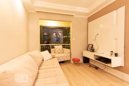 Sala de apartamento para alugar com 3 quartos, 70m² em Jardim Londrina, São Paulo