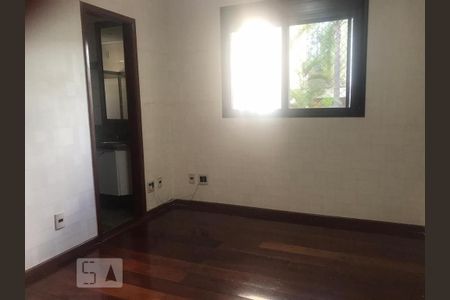 Apartamento para alugar com 270m², 4 quartos e 3 vagas Apartamento para alugar com 270m², 4 quartos e 3 vagasQuarto