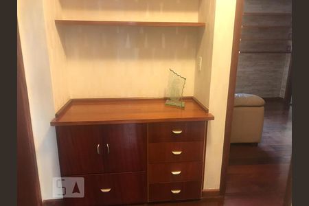 Apartamento para alugar com 270m², 4 quartos e 3 vagas Apartamento para alugar com 270m², 4 quartos e 3 vagasQuarto