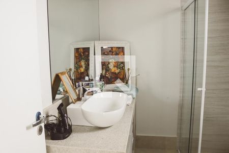 Apartamento à venda com 132m², 3 quartos e 2 vagasBanheiro da Suíte 1