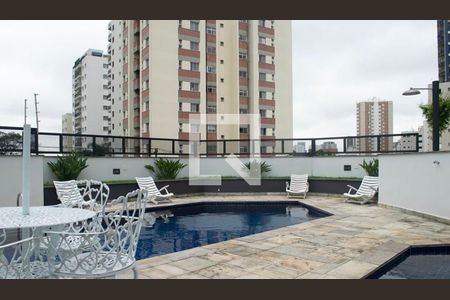 Apartamento à venda com 132m², 3 quartos e 2 vagasÁrea comum - Piscina