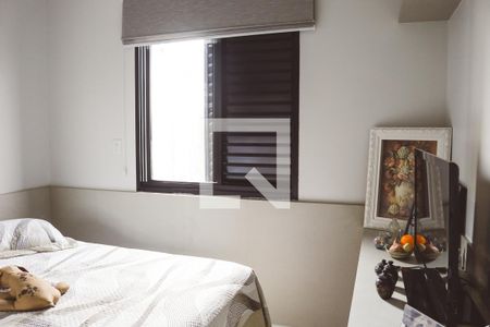 Apartamento à venda com 132m², 3 quartos e 2 vagasSuíte 2