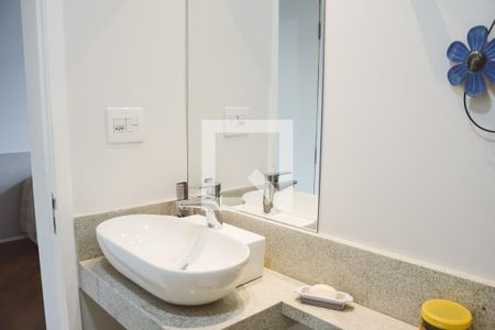 Apartamento à venda com 132m², 3 quartos e 2 vagasBanheiro da Suíte 2