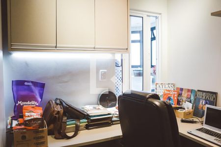 Apartamento à venda com 132m², 3 quartos e 2 vagasEscritório