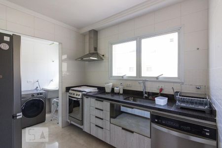 Apartamento à venda com 70m², 2 quartos e 2 vagasCozinha