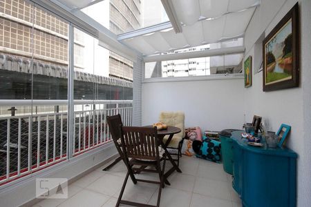 Apartamento à venda com 58m², 1 quarto e 1 vagaVaranda do Quarto