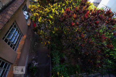 Casa à venda com 180m², 4 quartos e 1 vagaPátio