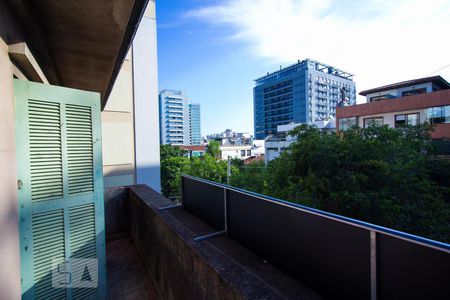 Quarto 1 de casa à venda com 4 quartos, 180m² em São João, Porto Alegre