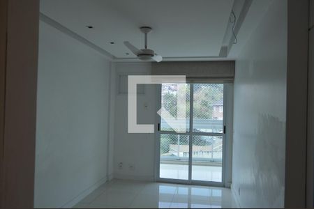 Quarto 1 de apartamento para alugar com 3 quartos, 92m² em Freguesia (jacarepaguá), Rio de Janeiro