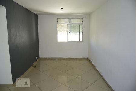Sala de apartamento para alugar com 2 quartos, 49m² em Taquara, Rio de Janeiro
