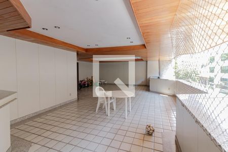 Apartamento à venda com 240m², 4 quartos e 3 vagasÁrea comum - Playground / Salão de Festas