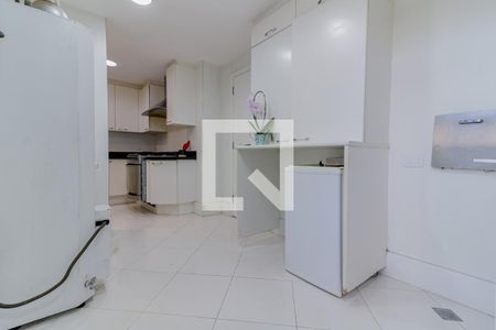 Apartamento à venda com 240m², 4 quartos e 3 vagasÁrea de Serviço