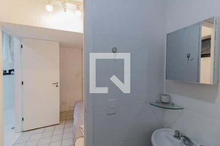 Apartamento à venda com 240m², 4 quartos e 3 vagasBanheiro de Serviço