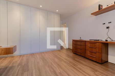 Apartamento à venda com 240m², 4 quartos e 3 vagasQuarto 3 