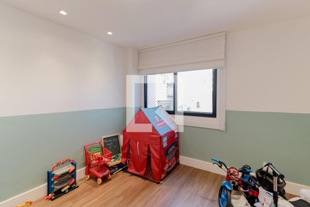 Apartamento à venda com 240m², 4 quartos e 3 vagasQuarto 2 