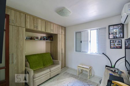 Casa à venda com 100m², 2 quartos e 1 vaga Casa à venda com 100m², 2 quartos e 1 vagaSuíte