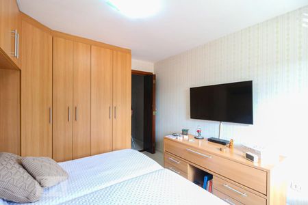 Casa à venda com 100m², 2 quartos e 1 vaga Casa à venda com 100m², 2 quartos e 1 vagaQuarto