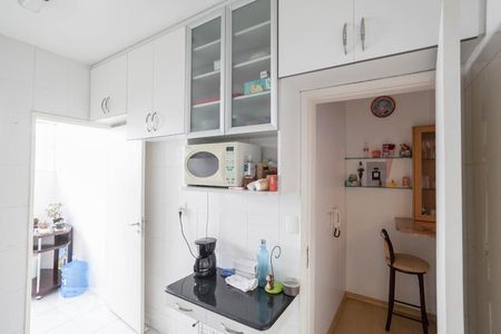 Apartamento para alugar com 130m², 3 quartos e 2 vagas Apartamento para alugar com 130m², 3 quartos e 2 vagasCozinha