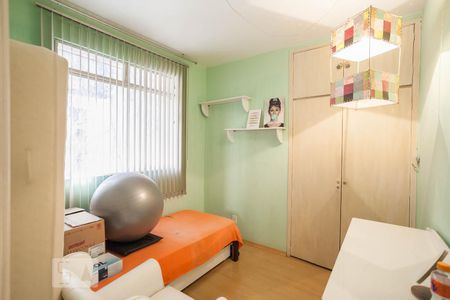Quarto 1 de apartamento para alugar com 3 quartos, 130m² em Santo Antônio, Belo Horizonte