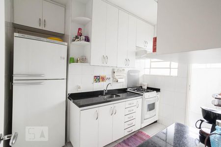 Apartamento para alugar com 130m², 3 quartos e 2 vagas Apartamento para alugar com 130m², 3 quartos e 2 vagasCozinha