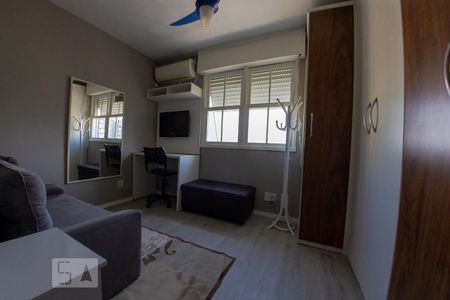 Quarto 2 de apartamento para alugar com 2 quartos, 56m² em Petrópolis, Porto Alegre