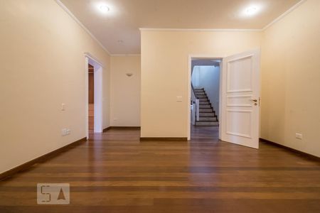 Casa à venda com 480m², 3 quartos e 6 vagasSuíte 3