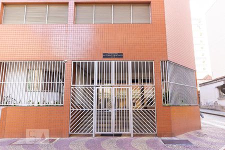Apartamento à venda com 45m², 1 quarto e 1 vagaFachada