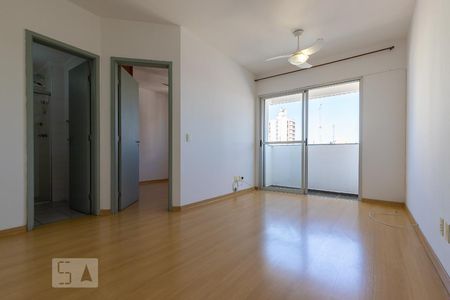Sala de apartamento à venda com 1 quarto, 45m² em Centro, Campinas