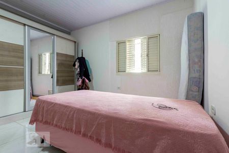 Quarto 1 de casa para alugar com 2 quartos, 80m² em Vila Buenos Aires, São Paulo