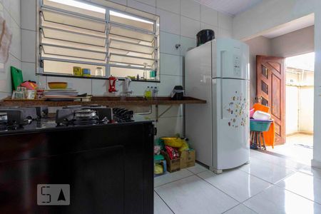 Cozinha de casa para alugar com 2 quartos, 80m² em Vila Buenos Aires, São Paulo
