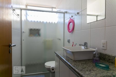 Apartamento à venda com 144m², 3 quartos e 2 vagasBanheiro