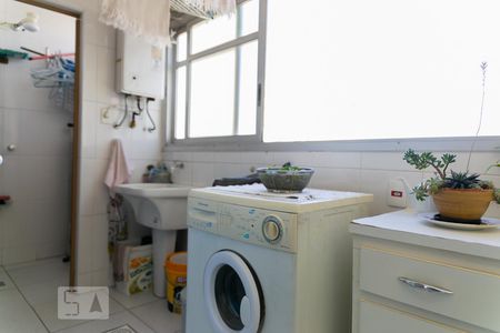 Apartamento à venda com 144m², 3 quartos e 2 vagasÁrea de Serviço