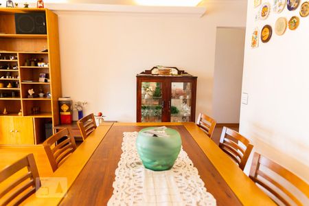 Apartamento à venda com 144m², 3 quartos e 2 vagasSala