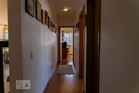 Apartamento à venda com 144m², 3 quartos e 2 vagasCorredor