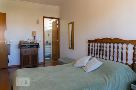 Apartamento à venda com 144m², 3 quartos e 2 vagasSuíte