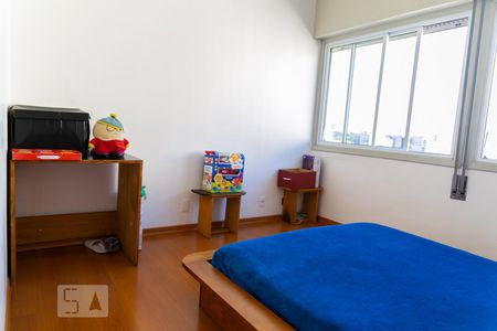 Apartamento à venda com 144m², 3 quartos e 2 vagasQuarto 2