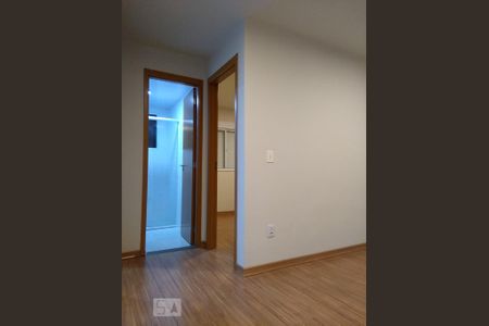 Sala de apartamento para alugar com 2 quartos, 47m² em Santa Cândida, Curitiba