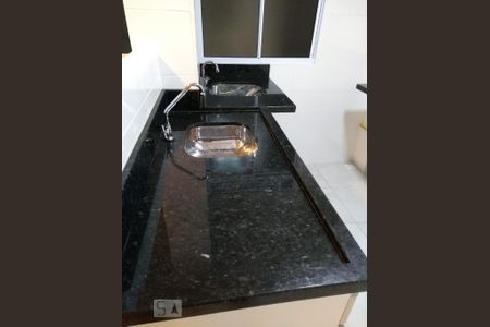 Cozinha de apartamento para alugar com 2 quartos, 47m² em Santa Cândida, Curitiba