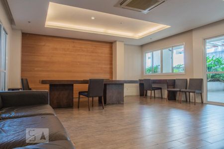 Apartamento para alugar com 76m², 2 quartos e 1 vaga Apartamento para alugar com 76m², 2 quartos e 1 vagaÁrea comum - Salão de festas