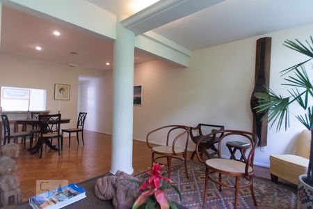 Sala de apartamento à venda com 2 quartos, 95m² em Leblon, Rio de Janeiro