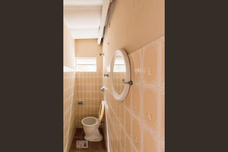 Casa à venda com 183m², 2 quartos e 2 vagasBanheiro