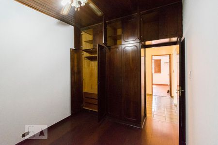 Quarto 2 de casa à venda com 2 quartos, 183m² em Centro, Osasco
