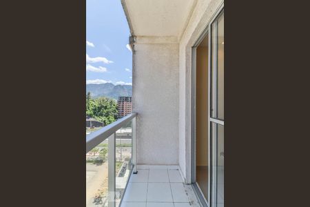 Varanda Sala de apartamento para alugar com 2 quartos, 50m² em Jacarepaguá, Rio de Janeiro