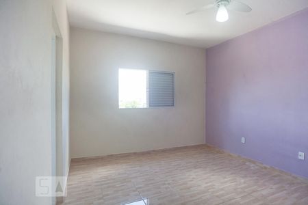Casa à venda com 90m², 3 quartos e 2 vagasSuíte